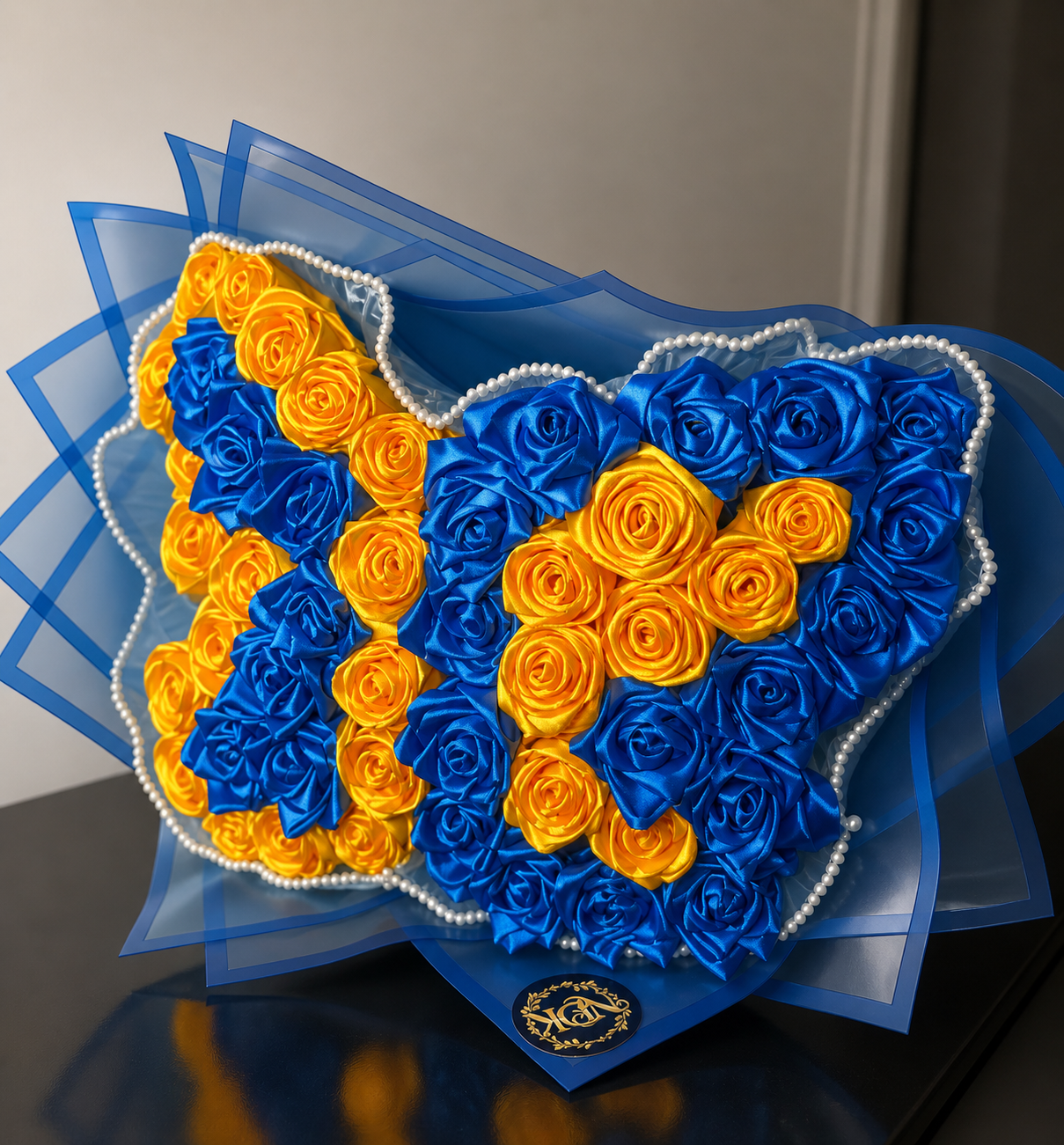 Luxus Seidenrosen Strauß – Blau & Gelb Edition