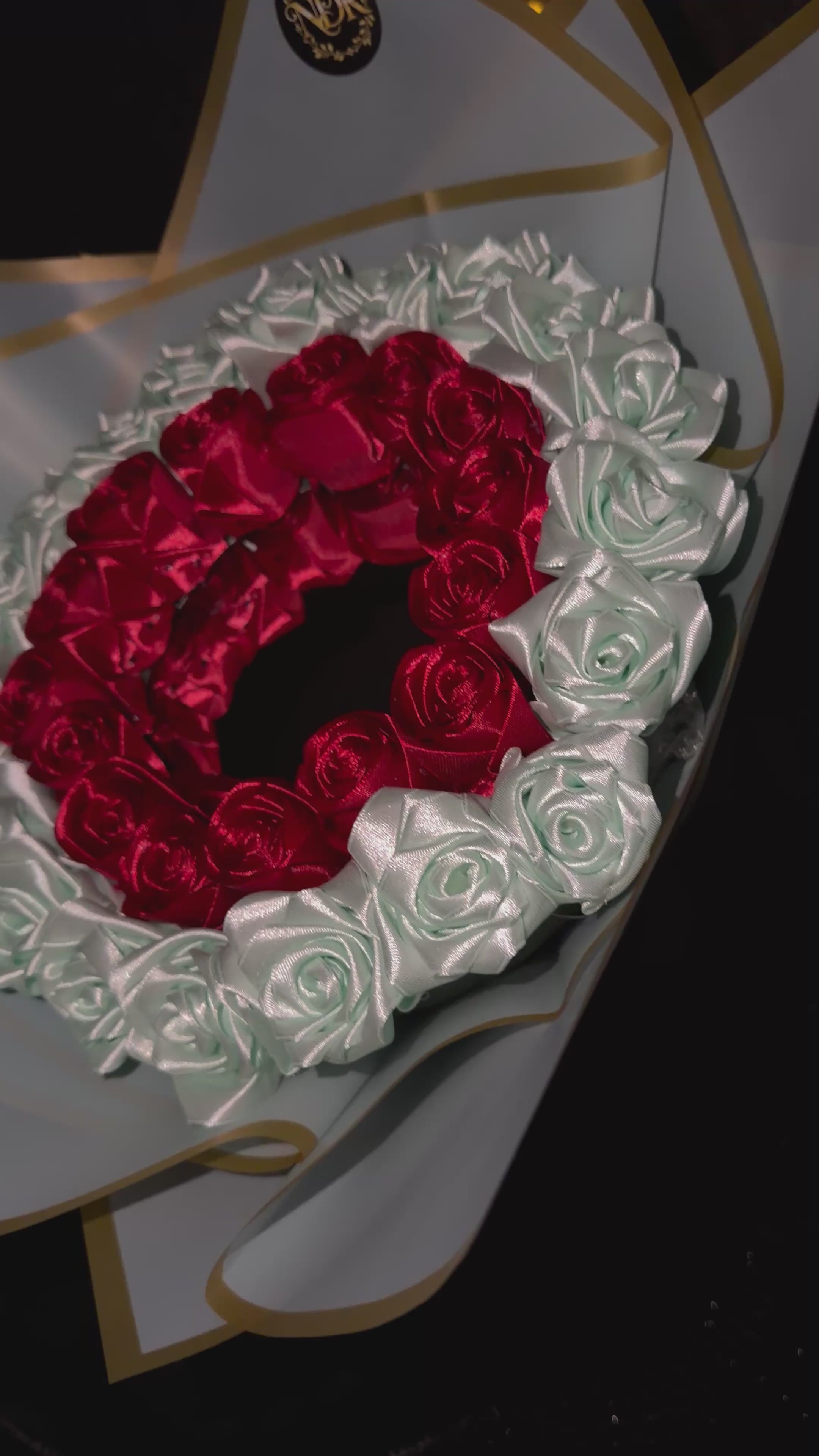 Seidenrosen Strauß mit Spiegel